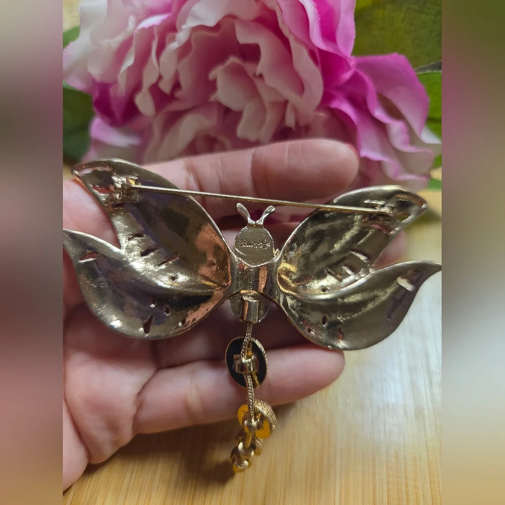 Chicos Vintage Elegant Butterfly Brooch in Lavender With Rhinestones - Picture 3 of 5